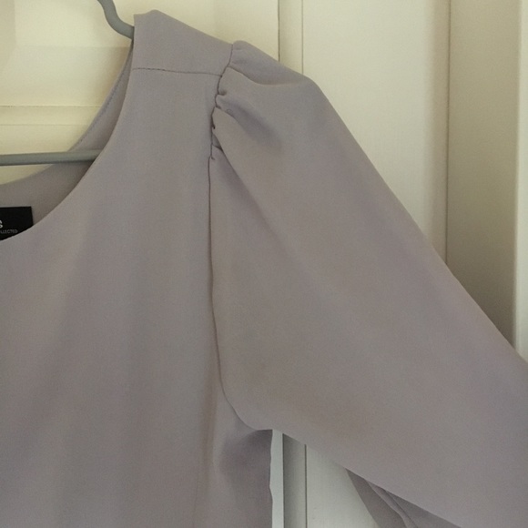 NWOT Lulus grey long sleeve dress. - Picture 6 of 6